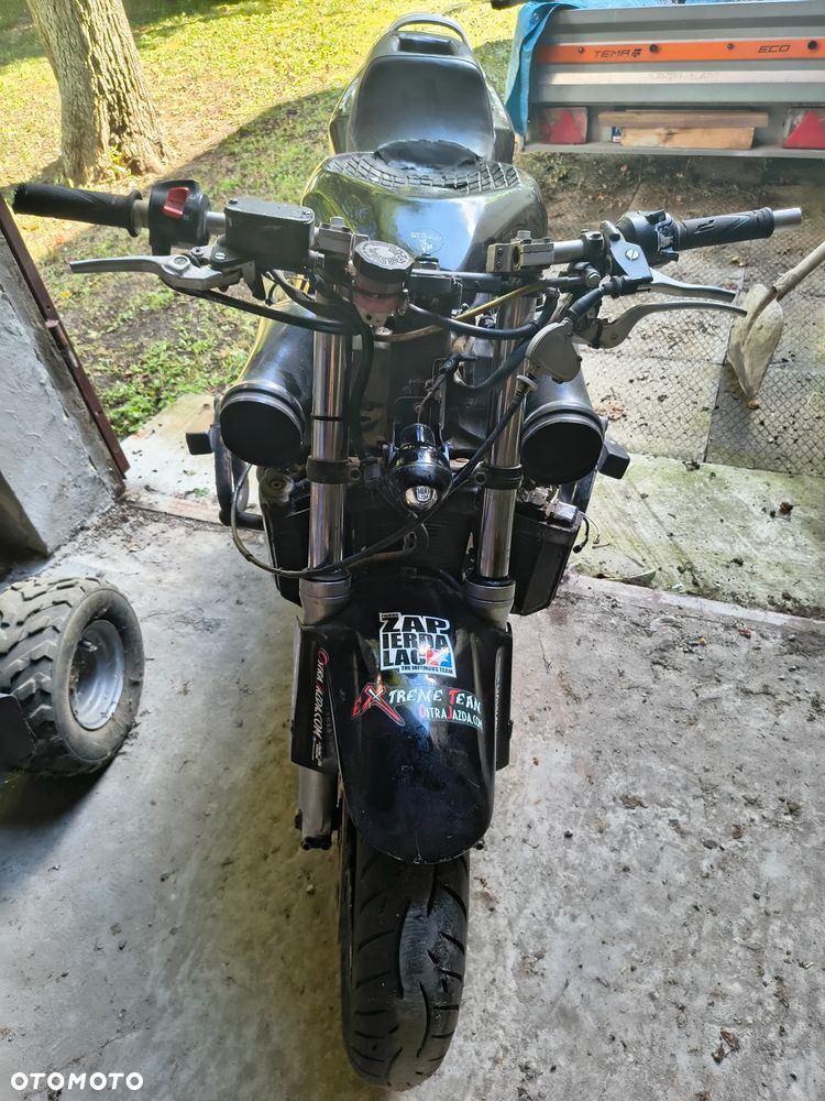 Honda CBR - 1