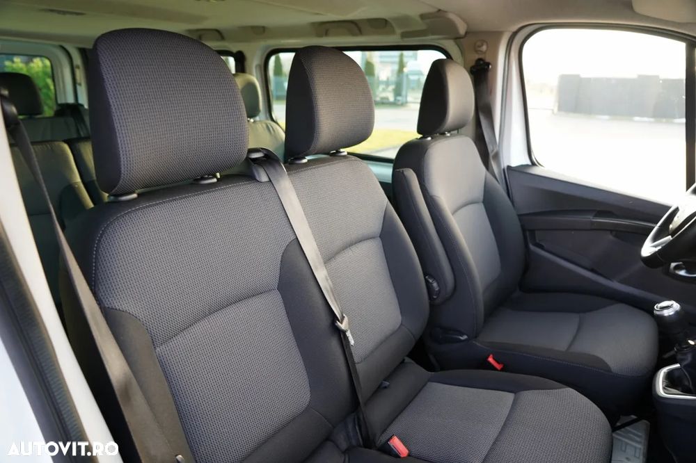 Renault TRAFIC III / AUTOBUS / 9 LOCURI / 90.000 KM / PRIMUL PROPRIETAR / SHOWROOM POLONESE / 2022 / - 24