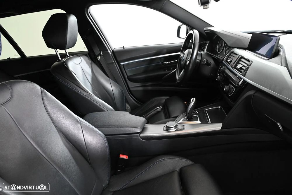 BMW 318 d Pack M Auto - 24