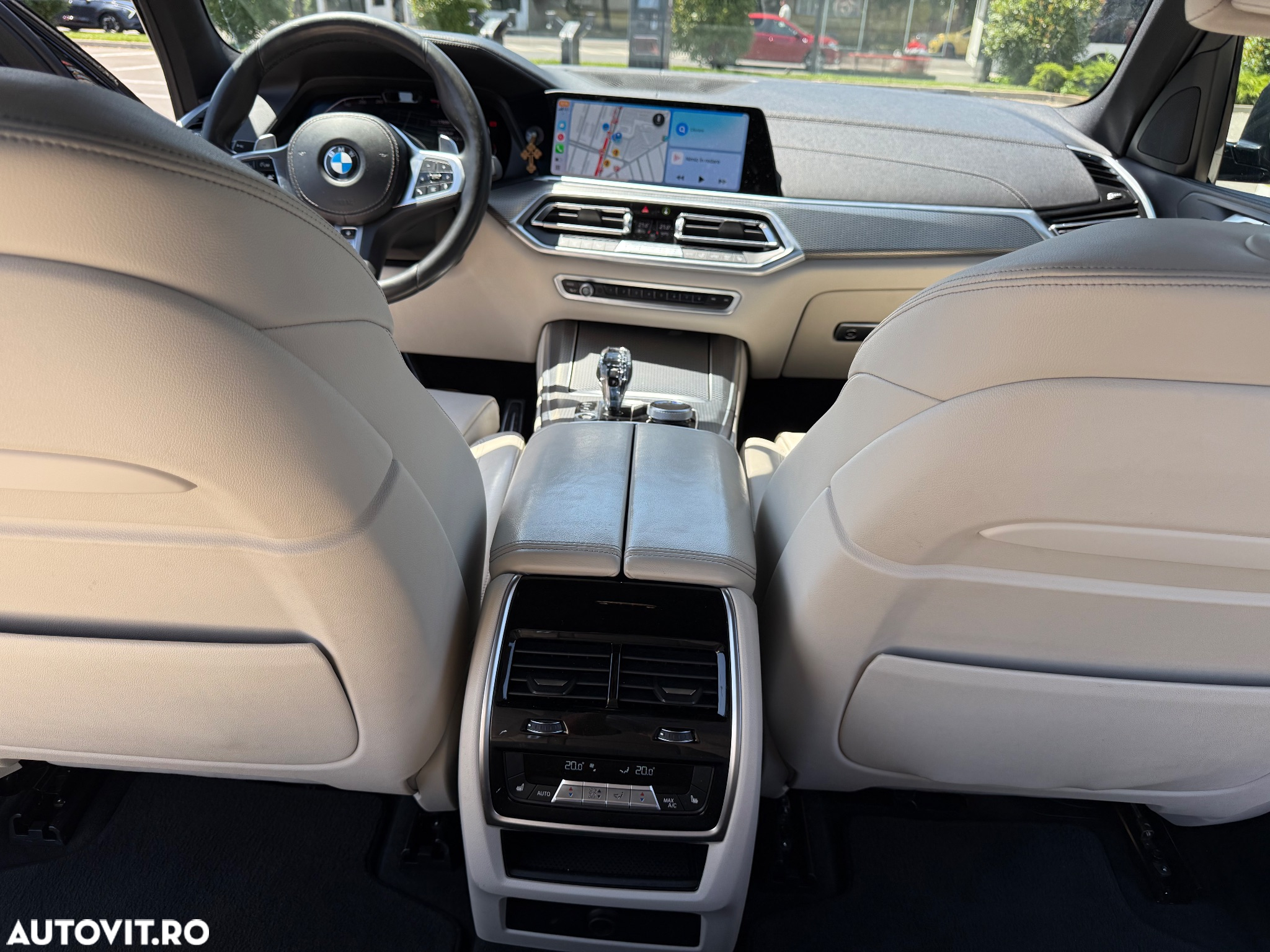 BMW X5 xDrive40i - 8