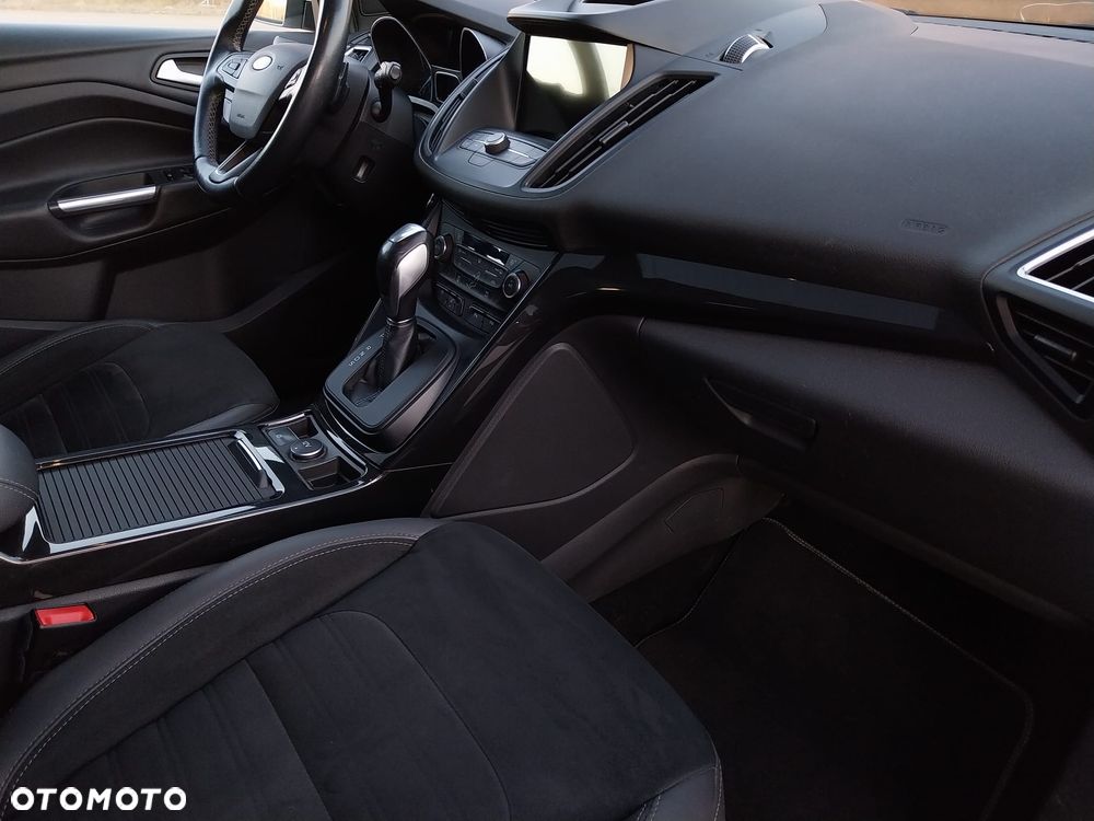 Ford Kuga 1.5 EcoBoost 4x4 ST-Line - 14