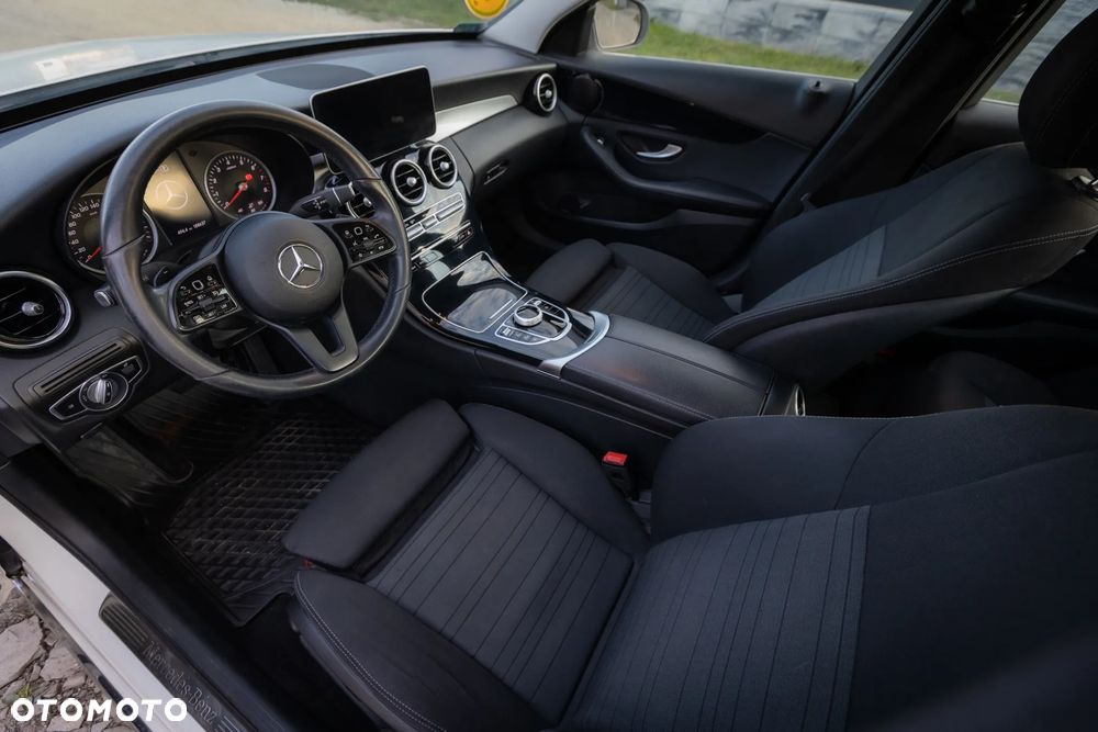 Mercedes-Benz Klasa C 160 9G-TRONIC - 17