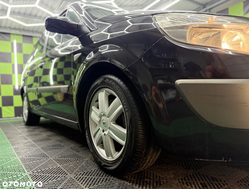 Renault Scenic 2.0 16V Luxe Expression - 28