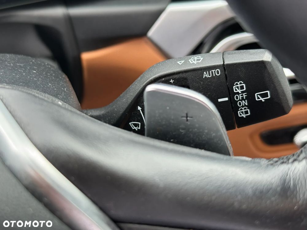 BMW Seria 3 318d MHEV - 18