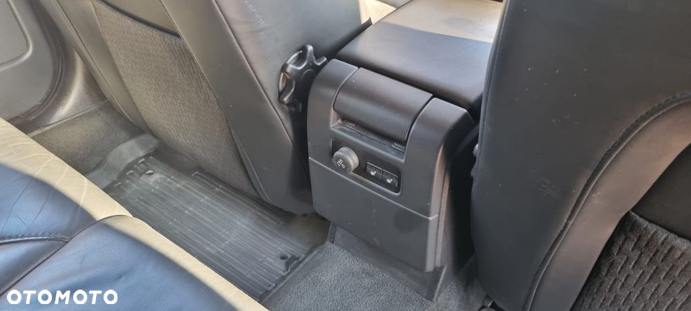 Volvo V70 2.4D Summum - 8