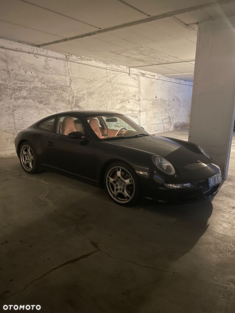 Porsche 911 Carrera 4S - 7