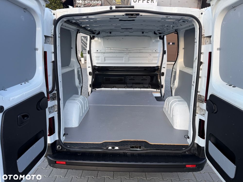 Renault Trafic - 19
