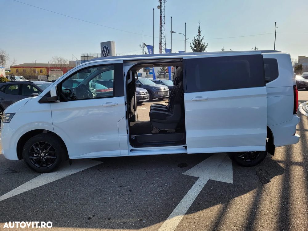 Volkswagen Caravelle - 7