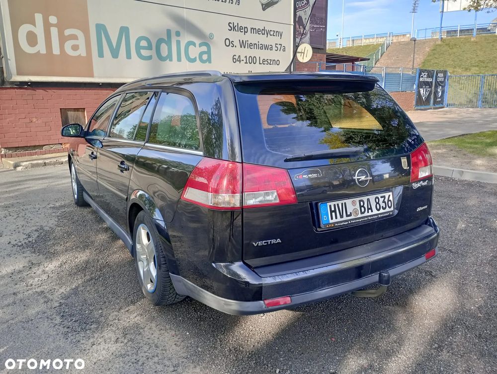 Opel Vectra 2.2 - 5