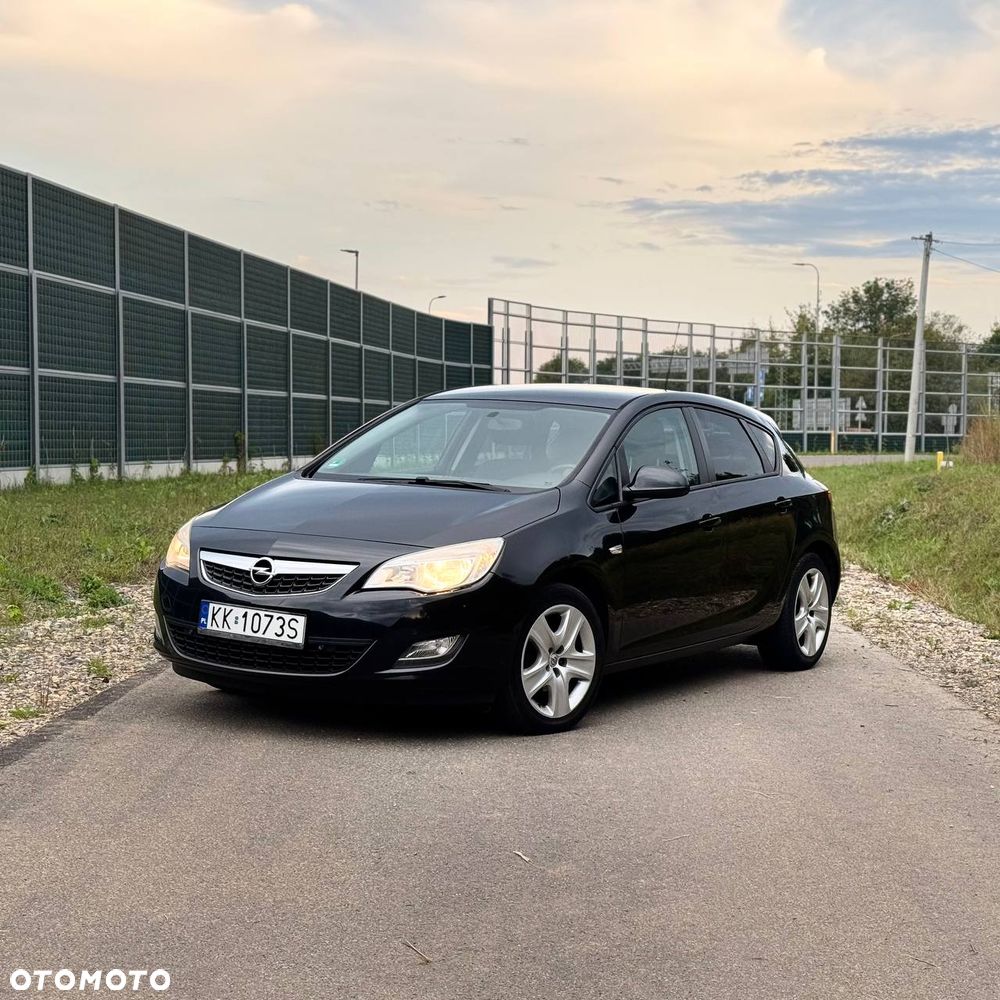 Opel Astra 1.4 Turbo - 1