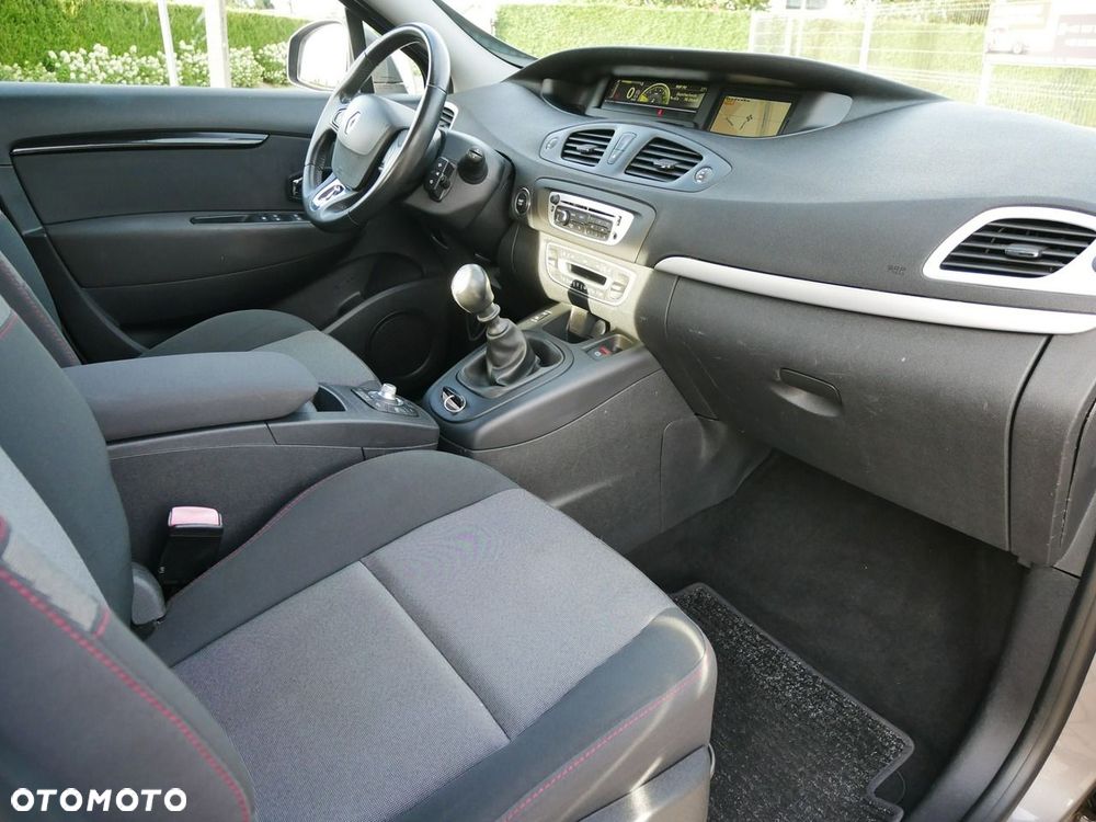 Renault Scenic ENERGY TCe 115 S&S Paris - 17