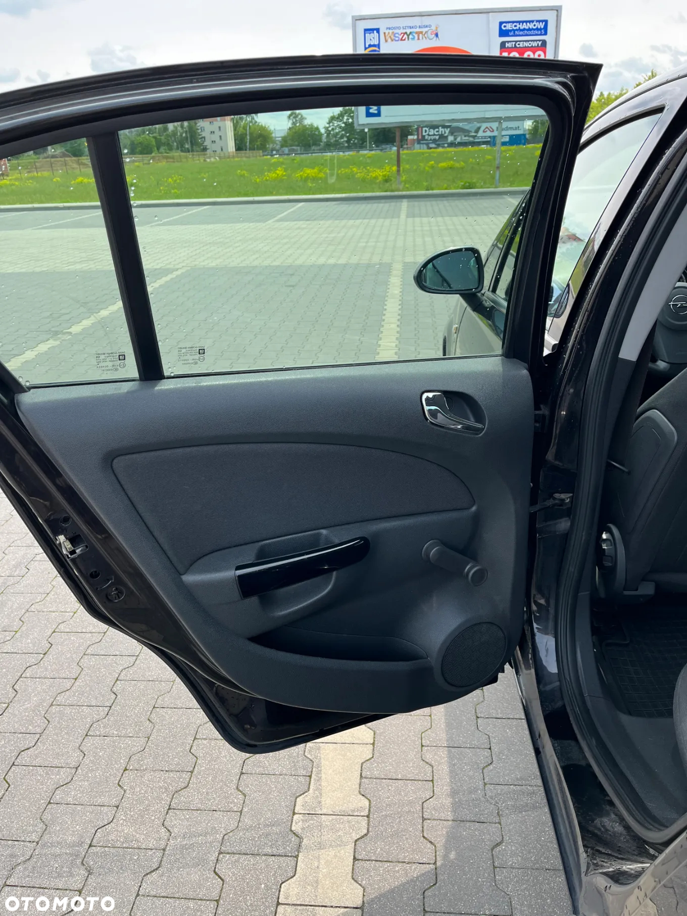 Opel Corsa 1.4 16V Satellite - 21