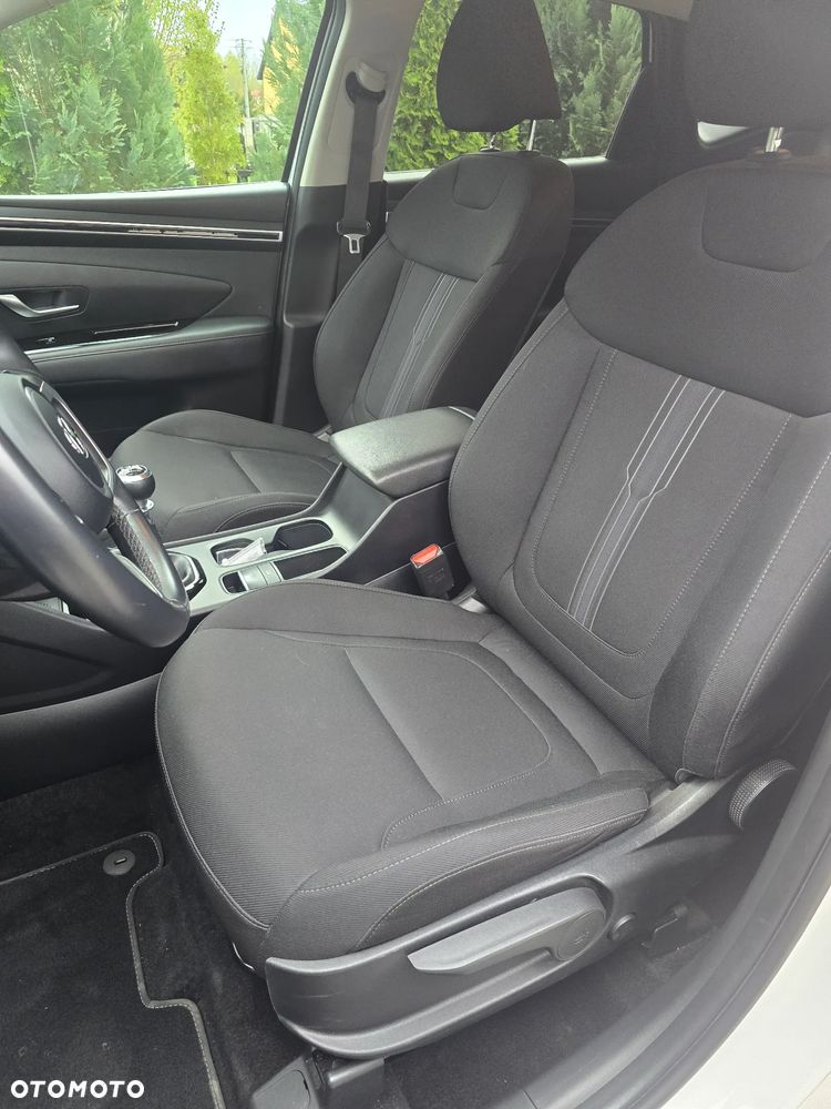 Hyundai Tucson 1.6 CRDi 48V Style 2WD - 22