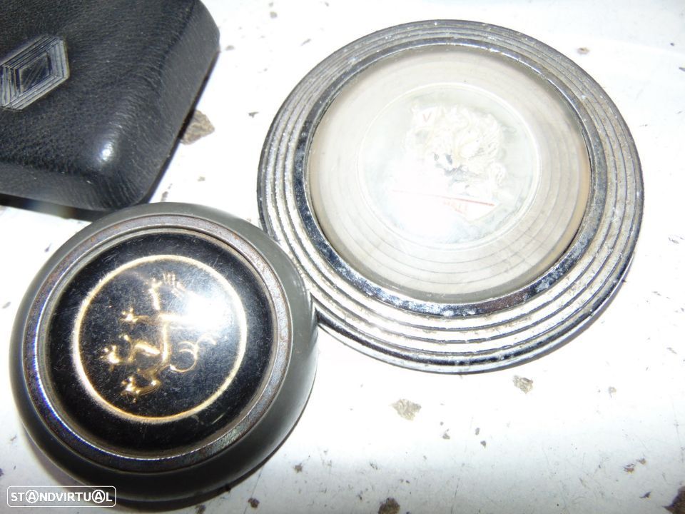 Antigos e clássicos centros do volante - 11