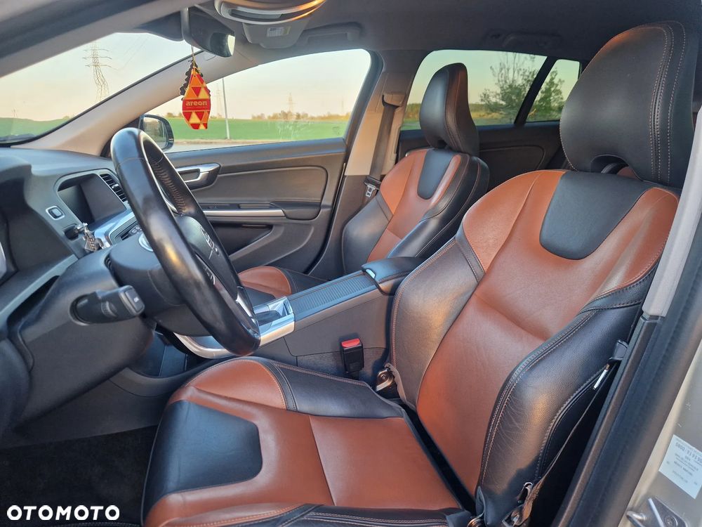 Volvo V60 T5 Drive-E Summum - 10