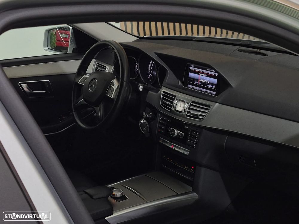 Mercedes-Benz E 300 Bluetec Hybrid Avantgarde - 18