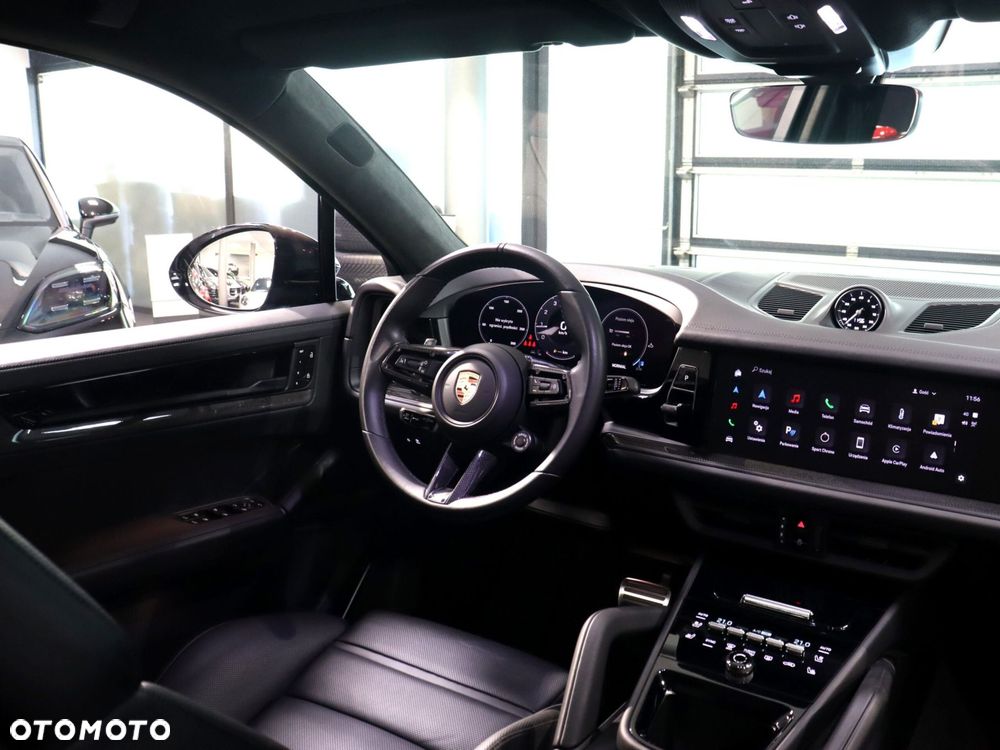 Porsche Cayenne GTS - 19