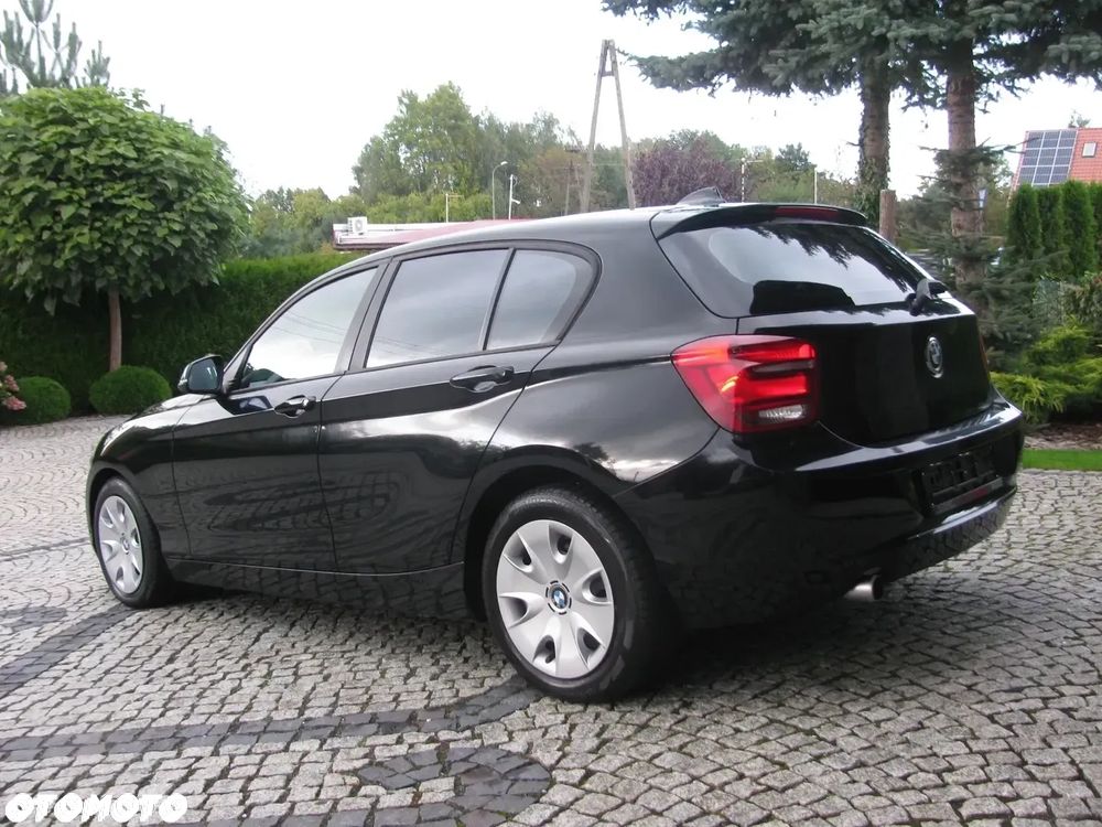 BMW Seria 1 116i - 6