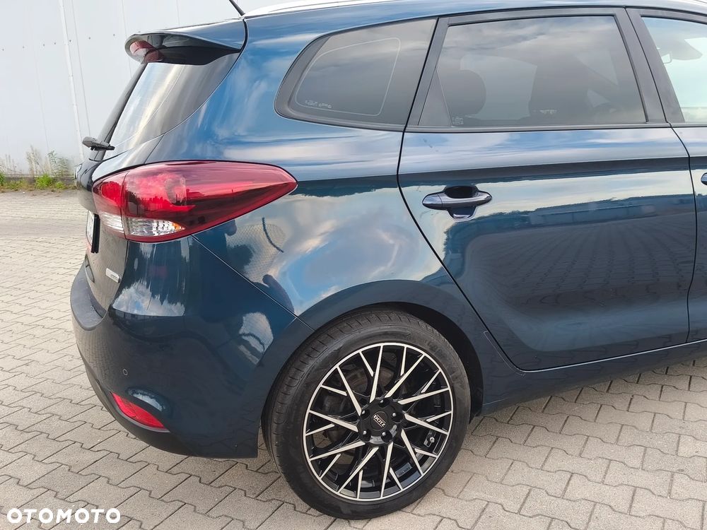 Kia Carens 1.6 GDI M EU6 - 21