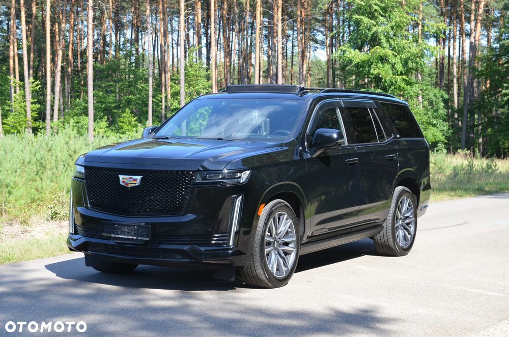 Cadillac Escalade - 16
