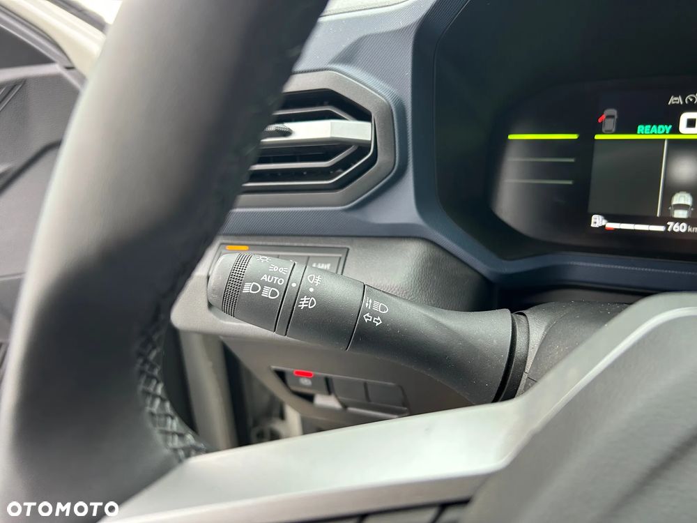 Dacia Duster 1.6 Full Hybrid 140 Journey MMT - 14