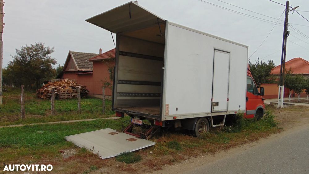 Cub de fibra cu lift Iveco Daily omologat - 4