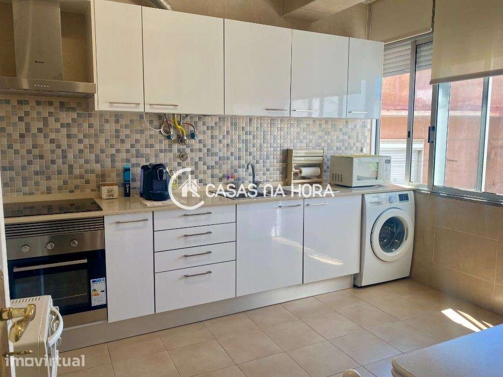 Apartamento T1 em Almada