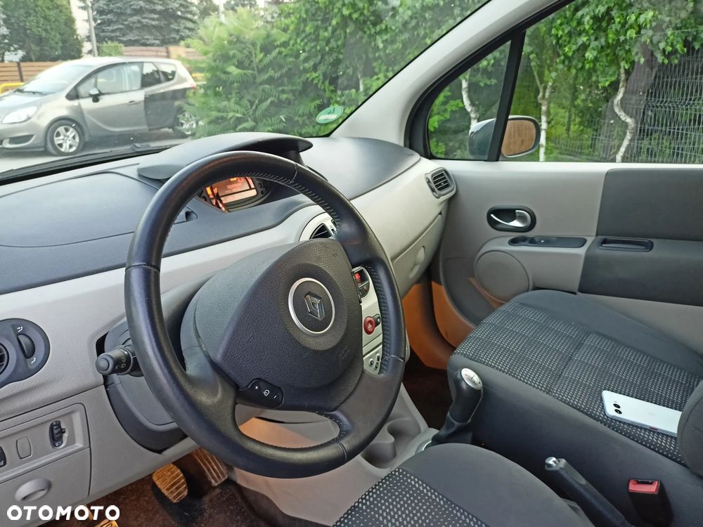 Renault Modus 1.6 Luxe Dynamique - 16