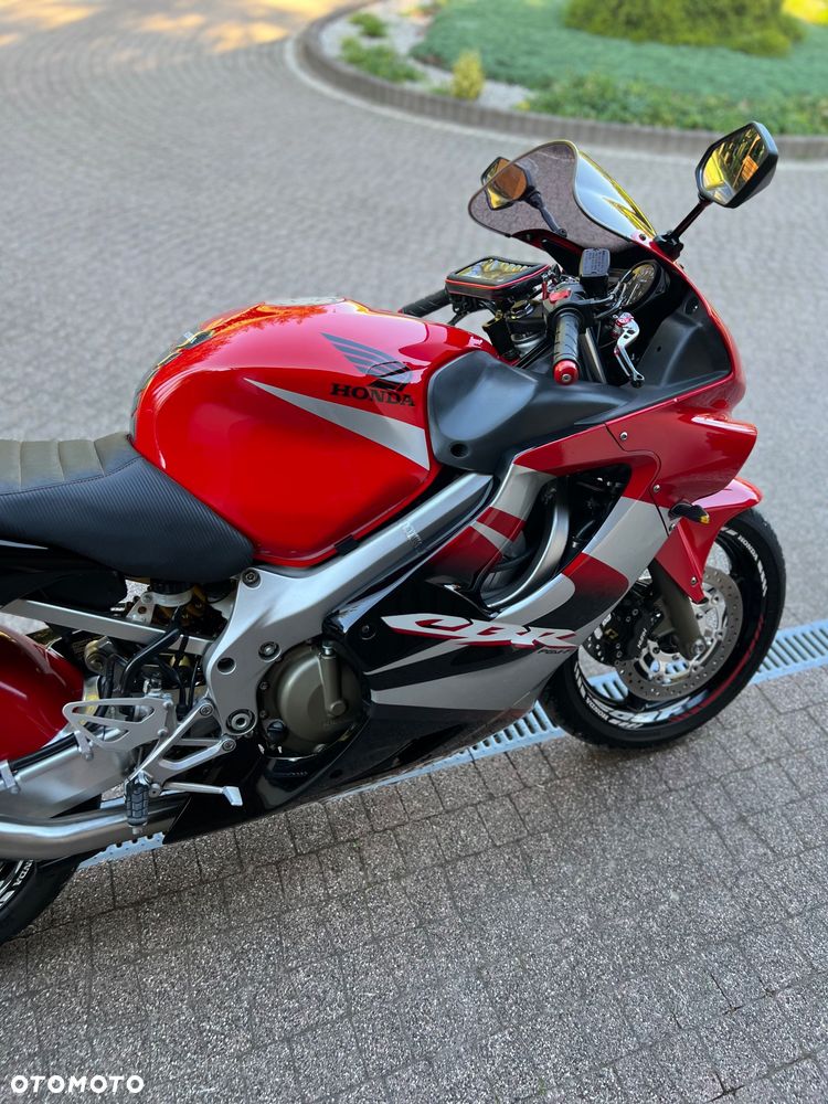 Honda CBR - 30