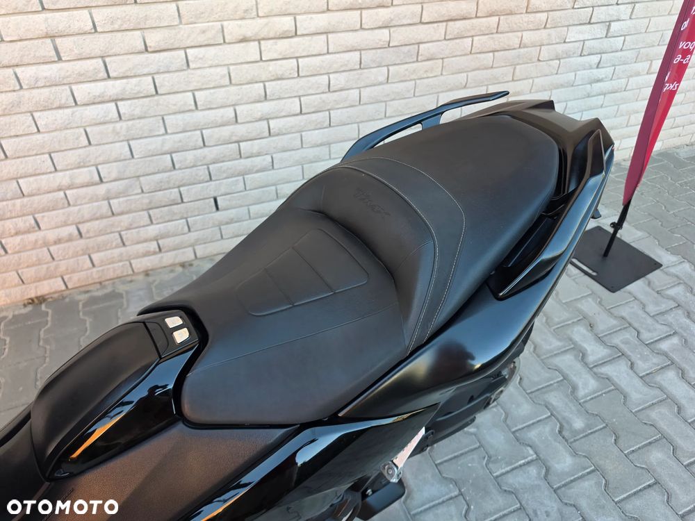 Yamaha Tmax - 5