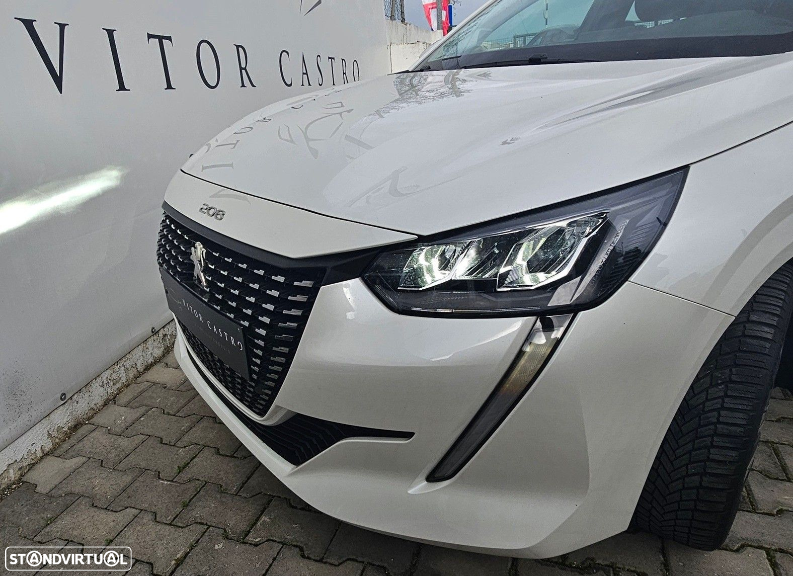 Peugeot 208 1.2 PureTech Active - 8