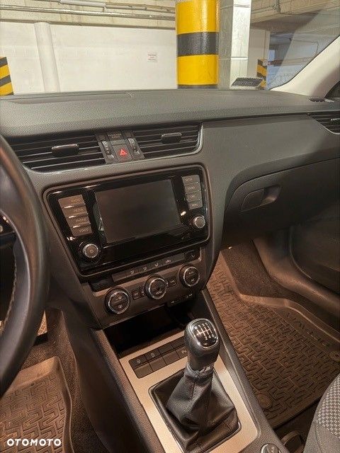 Skoda Octavia 2.0 TDI Ambition EU6 - 15