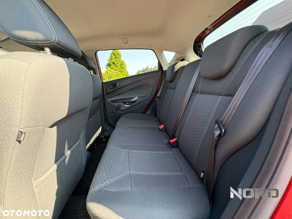 Ford Fiesta 1.25 Titanium - 17