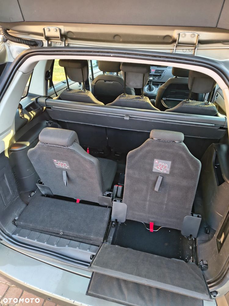 Citroën C4 Picasso 1.6 HDi Equilibre Navi Pack - 8