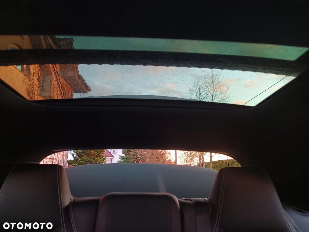 Mercedes-Benz GLA 220 d 7G-DCT UrbanStyle Edition - 21