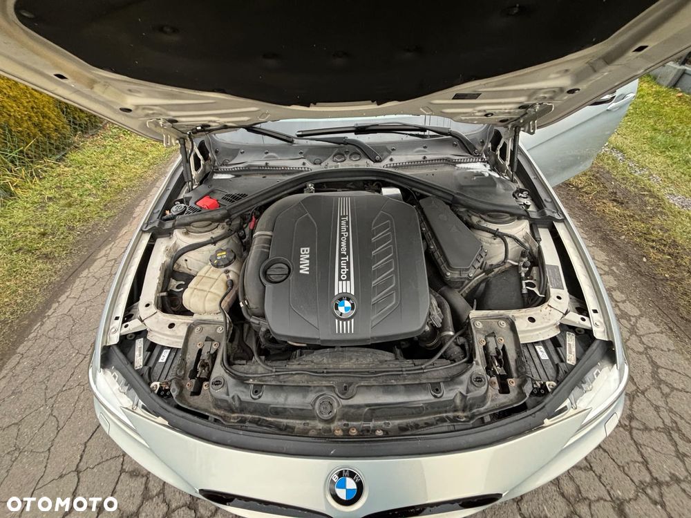 BMW Seria 3 335d Touring xDrive Edition M Sport Shadow - 18