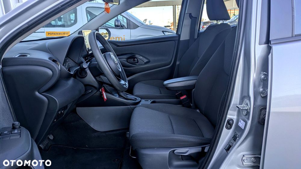 Toyota Yaris - 11