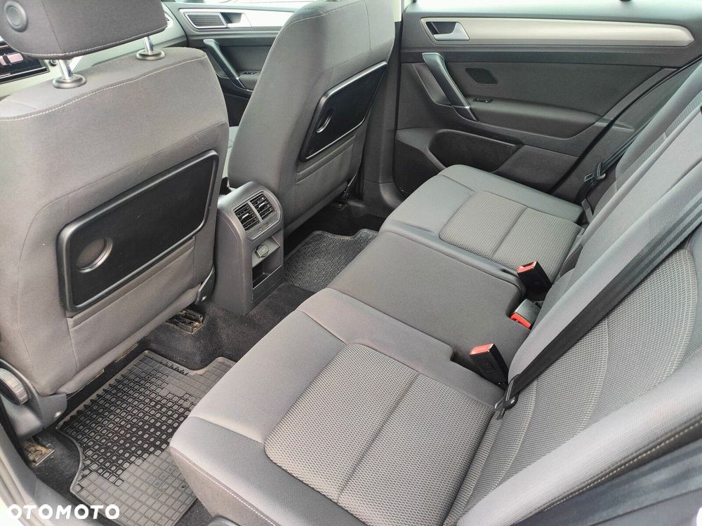 Volkswagen Golf Sportsvan - 14