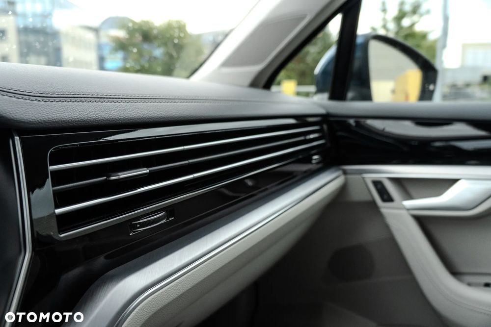 Volkswagen Touareg 4.0 V8 TDI SCR 4Mot R-Line - 22