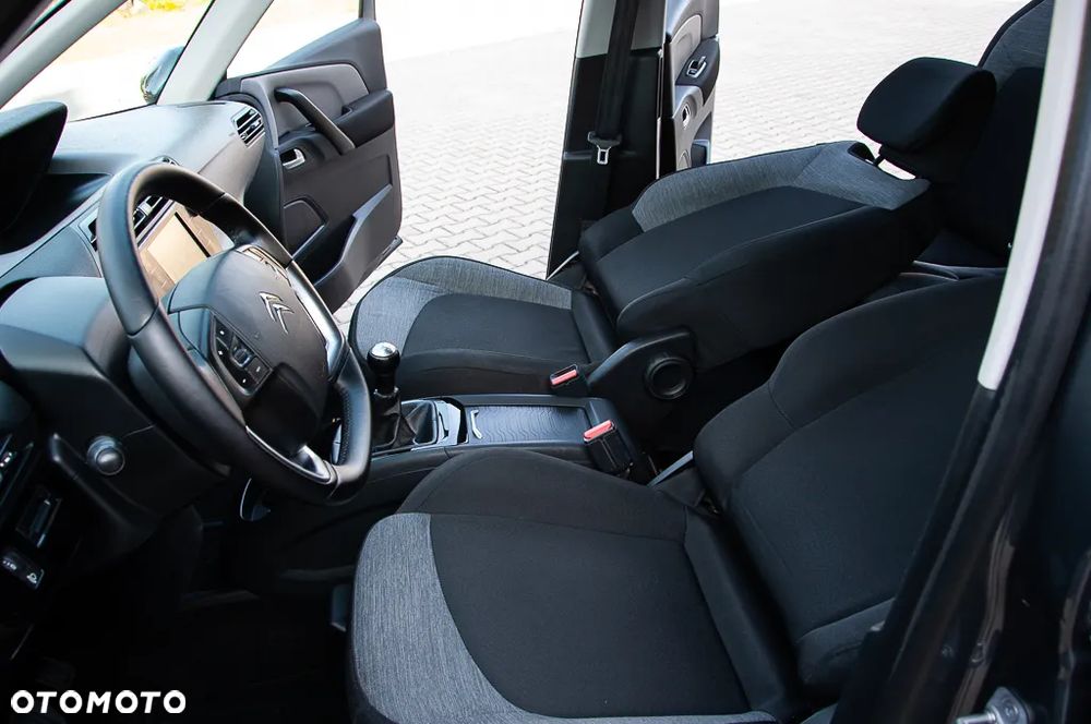 Citroën C4 Grand Picasso VTi 120 Attraction - 28