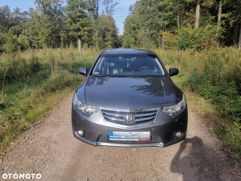 Honda Accord 2.0 Executive Navi - 1