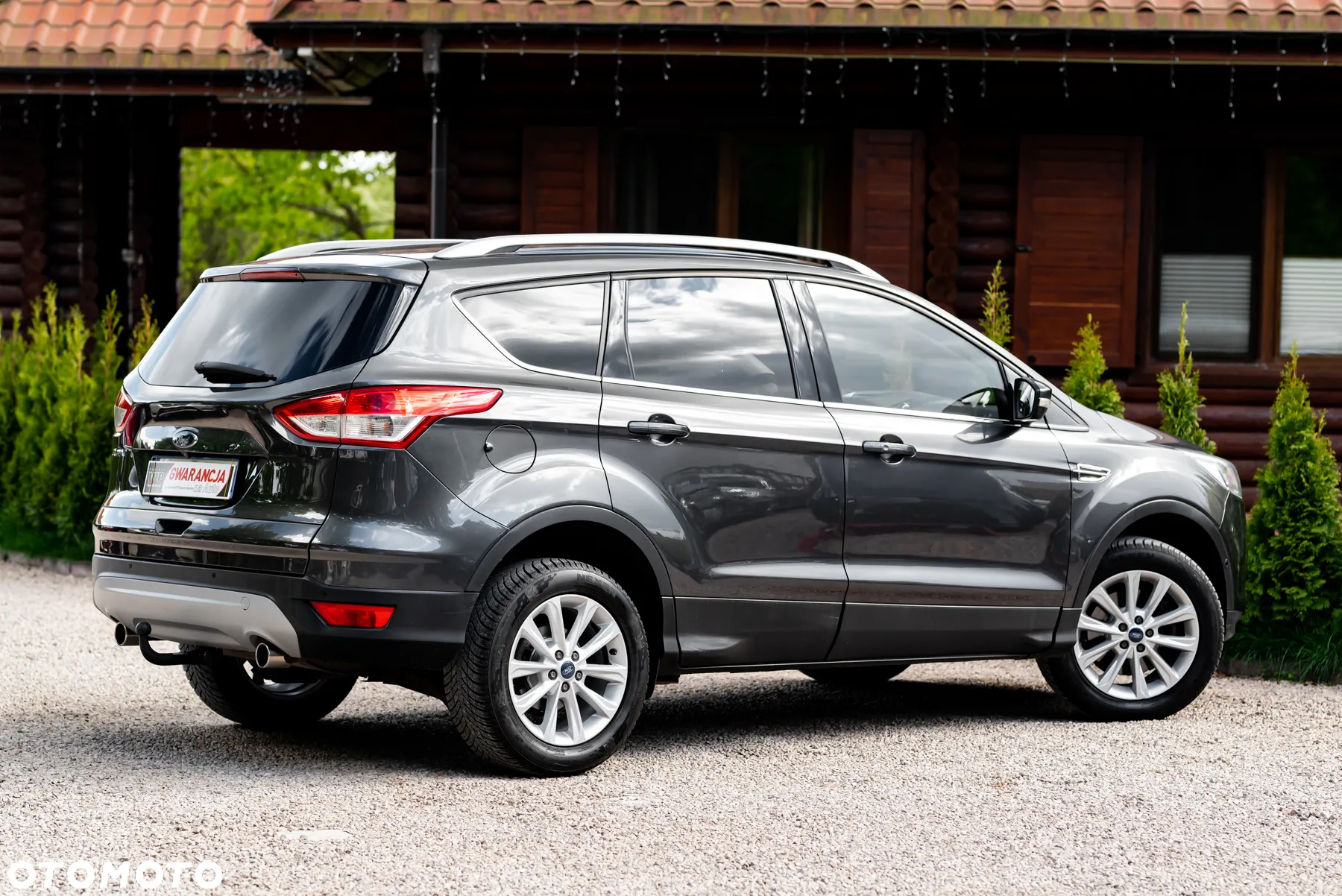 Ford Kuga - 10