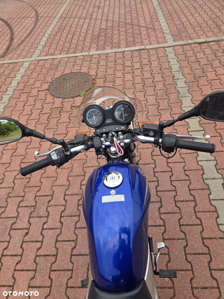 Yamaha YBR - 7