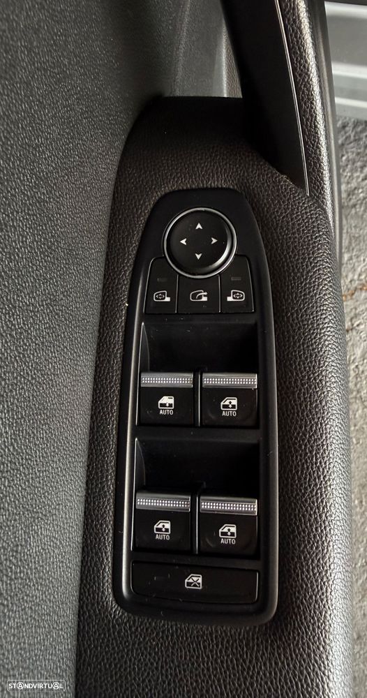 Renault Captur 1.6 E-Tech Plug-In Intens - 37