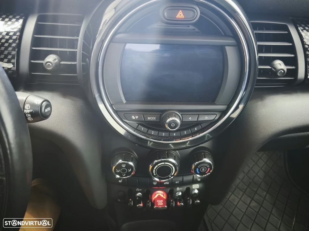 MINI 3 Portas John Cooper Works - 16