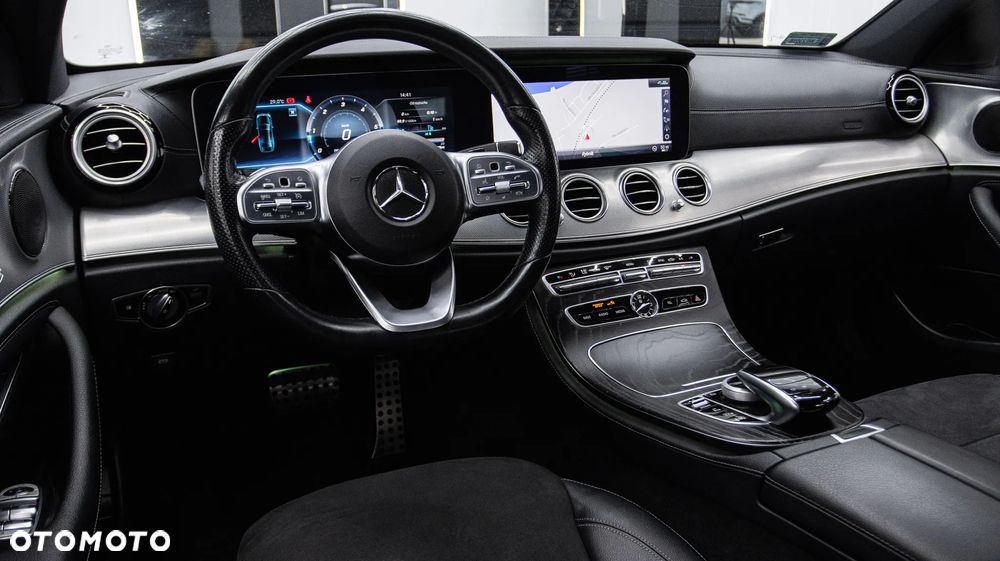 Mercedes-Benz Klasa E 220 d 4-Matic AMG - 15