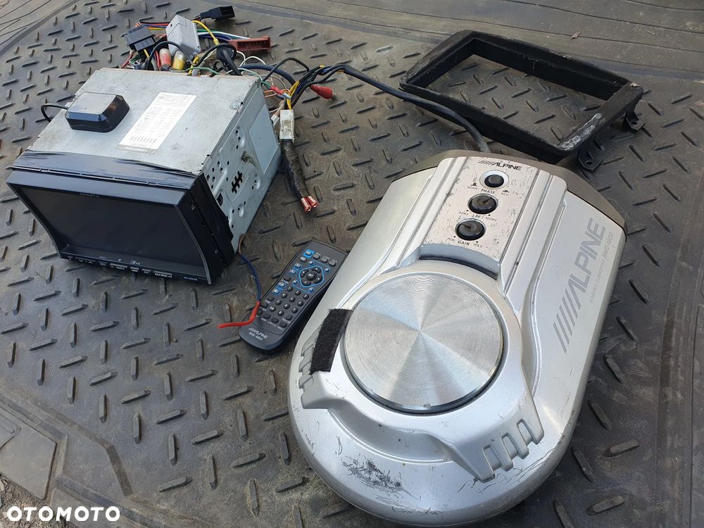 RADIOODTWARZACZ RADIO CD SAMOCHODOWE ALPINE INA-W910R WYŚWIETLACZ PILOT SUBWOOFER AKTYWNY SWD-1600 150W - 2