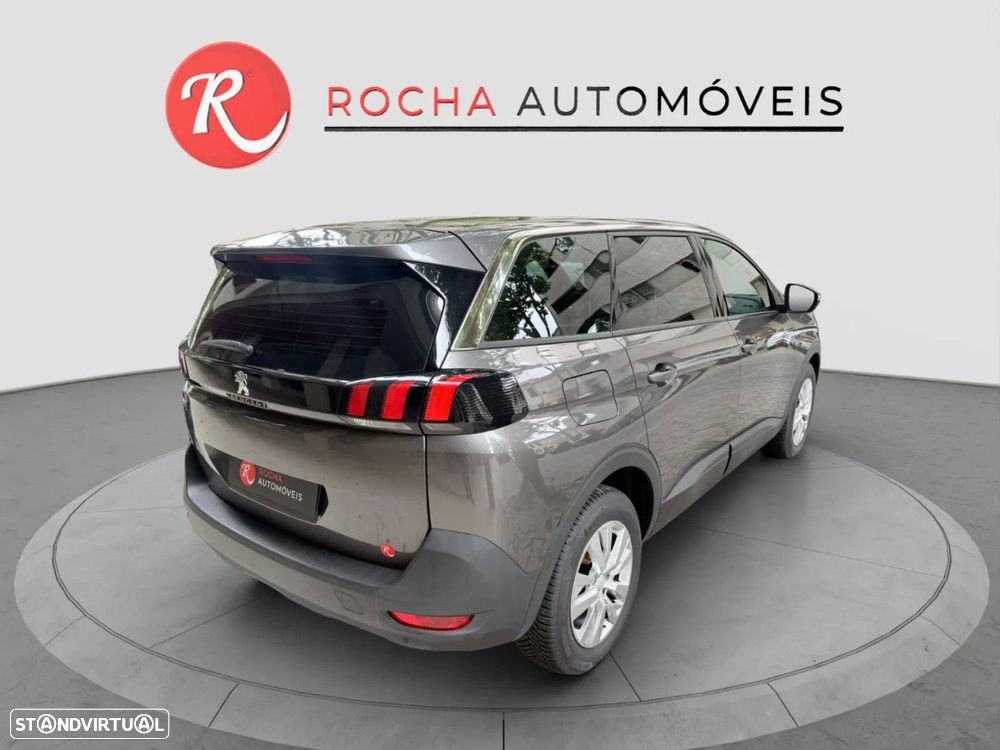 Peugeot 5008 - 12