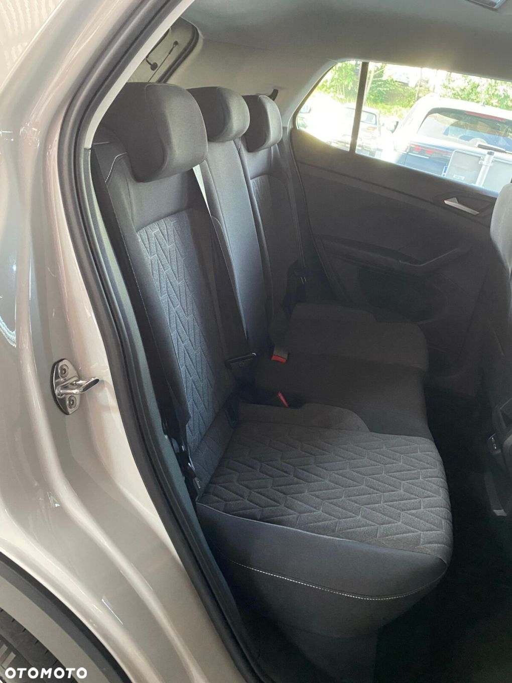 Volkswagen T-Cross 1.0 TSI Life Plus - 6