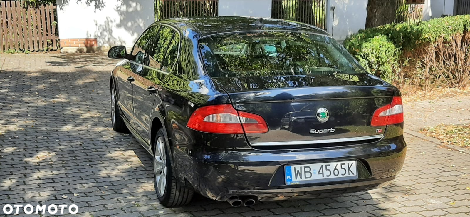 Skoda Superb 2.0 TDI Elegance DSG - 11